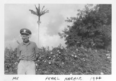 Bob Cashion with flowers in Hawaii 1944
