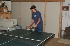 BDL playing ping pong at Schuremans in Cameron Park 12-26-04